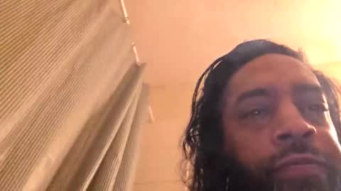 Snapshot of serani02 chatting on 03-27-26, 08:26 Serani online show from 03-27-26, 08:26