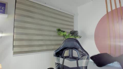 seraphine_lark online show from 01-15-26, 07:06