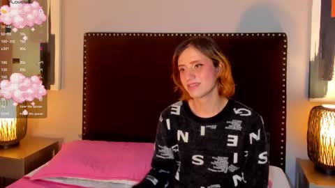 Seraphine star online show from 02-20-26, 07:32