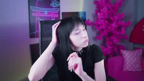 Snapshot of seraphinesparda chatting on 06-21-26, 11:35 Sera online show from 06-21-26, 11:35
