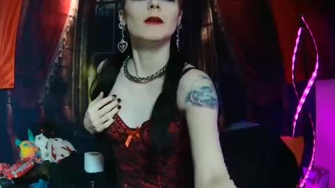 Snapshot of seraphinmunster chatting on 01-02-25, 05:50 Seraphin Munster online show from 01-02-25, 05:50