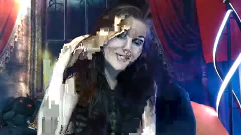 Snapshot of seraphinmunster chatting on 02-26-25, 07:05 Seraphin Munster online show from 02-26-25, 07:05