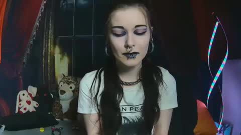 Snapshot of seraphinmunster chatting on 03-01-25, 12:07 Seraphin Munster online show from 03-01-25, 12:07