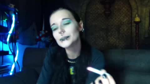 Snapshot of seraphinmunster chatting on 09-25-25, 05:05 Seraphin Munster online show from 09-25-25, 05:05