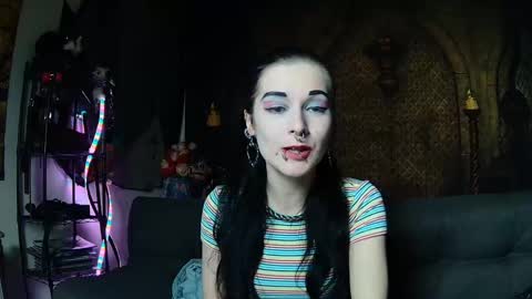 Snapshot of seraphinmunster chatting on 09-27-25, 10:15 Seraphin Munster online show from 09-27-25, 10:15