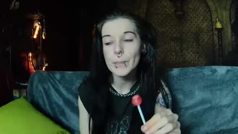 Snapshot of seraphinmunster chatting on 02-07-26, 11:52 Seraphin Munster online show from 02-07-26, 11:52