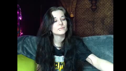 Snapshot of seraphinmunster chatting on 02-12-26, 06:14 Seraphin Munster online show from 02-12-26, 06:14