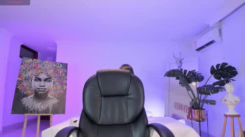 serena___ online show from 10-24-25, 06:48