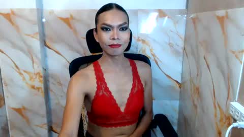 Snapshot of serenamarqueza chatting on 06-27-26, 05:07 Sam online show from 06-27-26, 05:07