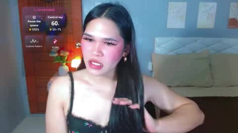 Snapshot of serenastra chatting on 02-28-26, 02:56 serenastra online show from 02-28-26, 02:56