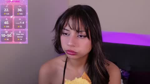 Snapshot of serenbleck chatting on 04-20-26, 10:29 Seren online show from 04-20-26, 10:29