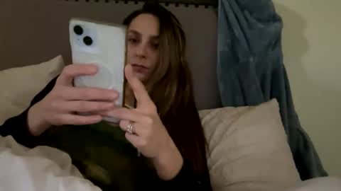 Snapshot of serenityroseee chatting on 04-18-26, 11:49 serenityroseee online show from 04-18-26, 11:49