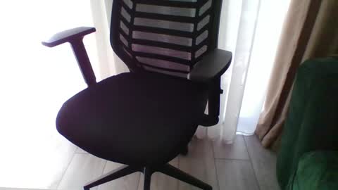 serepra online show from 05-29-26, 06:44