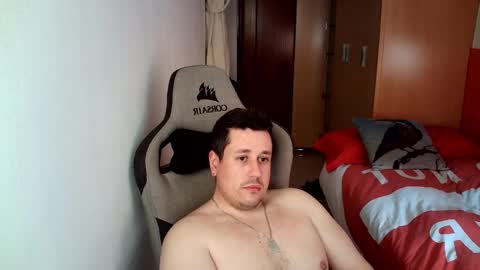 Snapshot of sergio95n chatting on 02-23-26, 04:04 Pollos online show from 02-23-26, 04:04