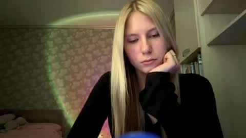 Sofia online show from 05-25-26, 08:31
