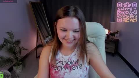 Snapshot of serinella chatting on 03-03-26, 12:22 Serinella online show from 03-03-26, 12:22