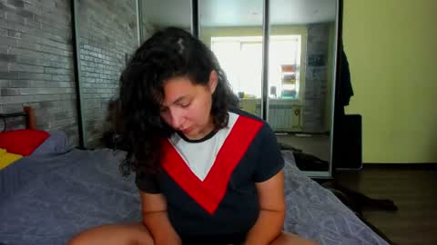 VIOLA online show from 07-18-26, 04:49