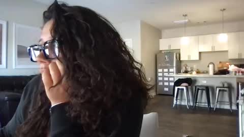 Snapshot of servexely chatting on 02-02-26, 05:44 servexely online show from 02-02-26, 05:44