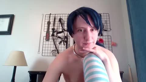 Servile Sarah online show from 03-09-26, 08:24