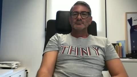 sesamechris92 online show from 09-15-25, 04:29