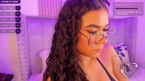 Snapshot of seshat_hitt_ chatting on 07-16-26, 04:18 Danna online show from 07-16-26, 04:18