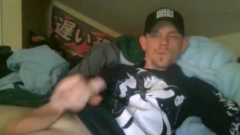 Snapshot of seveninchez chatting on 02-17-25, 10:14 SevenIncheZ online show from 02-17-25, 10:14