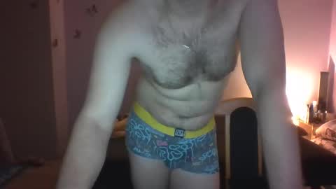 Snapshot of sewek101 chatting on 02-15-25, 05:09 Sewerin online show from 02-15-25, 05:09