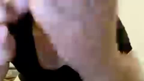 Snapshot of sex451230 chatting on 06-14-26, 07:32 sex451230 online show from 06-14-26, 07:32