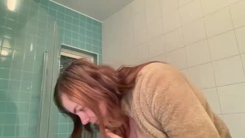 Snapshot of sex6mmm chatting on 02-16-25, 06:43 sex6mmm online show from 02-16-25, 06:43