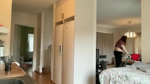 Snapshot of sex6mmm chatting on 09-19-25, 01:56 sex6mmm online show from 09-19-25, 01:56