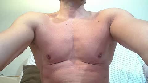 Snapshot of sex_machine_19 chatting on 12-15-24, 12:28 SEX MACHINE 19 online show from 12-15-24, 12:28