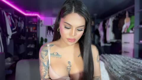 tan online show from 05-11-26, 04:04