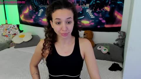 Leyila Johnnyn online show from 02-24-25, 10:48