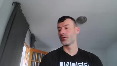 Snapshot of sexbrute chatting on 09-25-25, 01:59 sexbrute online show from 09-25-25, 01:59