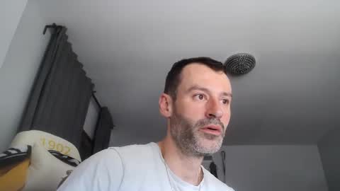 Snapshot of sexbrute chatting on 07-25-26, 07:44 sexbrute online show from 07-25-26, 07:44