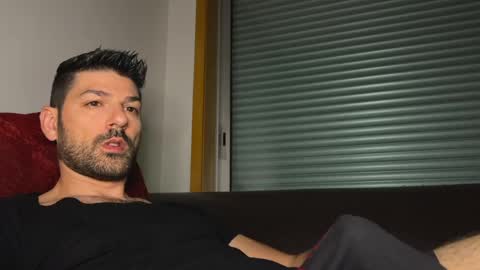 Snapshot of sexfriendch chatting on 04-30-26, 08:31 Lucenzo online show from 04-30-26, 08:31