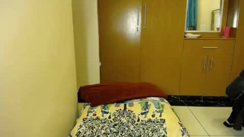 Snapshot of sexie_desire chatting on 02-25-26, 02:37 Mari online show from 02-25-26, 02:37