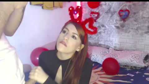 Snapshot of sexincompany chatting on 02-15-25, 05:09 monserat y thony online show from 02-15-25, 05:09