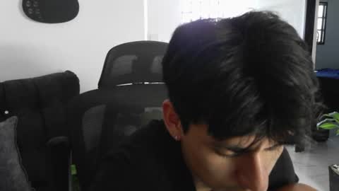 Snapshot of sexoyrock chatting on 06-27-26, 04:12 ROCKERO online show from 06-27-26, 04:12