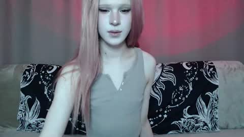 Snapshot of sexpired_princess chatting on 08-02-26, 12:58 Nextdoor Princess online show from 08-02-26, 12:58