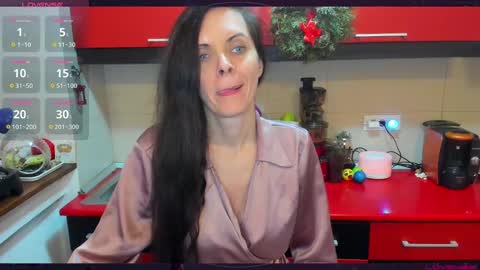 Snapshot of sexqueen1111 chatting on 01-01-25, 02:42 sexqueen1111 online show from 01-01-25, 02:42