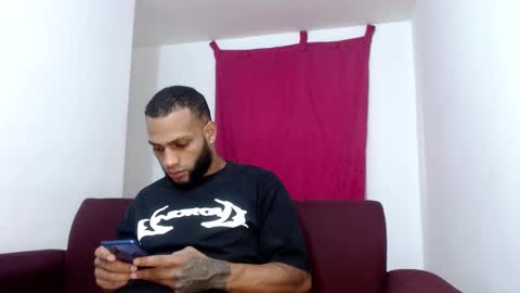 Snapshot of sexseason777 chatting on 10-09-25, 03:21 STIIV G online show from 10-09-25, 03:21