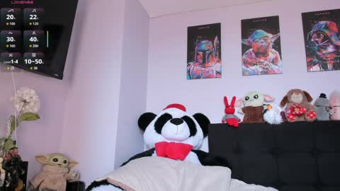 Snapshot of sextape_couple chatting on 05-13-26, 04:15 Ask me online show from 05-13-26, 04:15