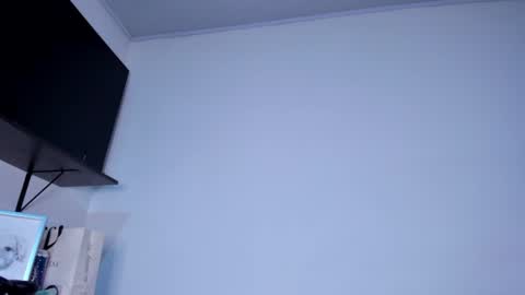 Snapshot of sexx_hunters chatting on 01-19-25, 10:49 Jax and Lu online show from 01-19-25, 10:49