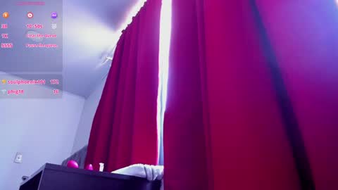 Snapshot of sexx_hunters chatting on 01-22-25, 04:55 Jax and Lu online show from 01-22-25, 04:55