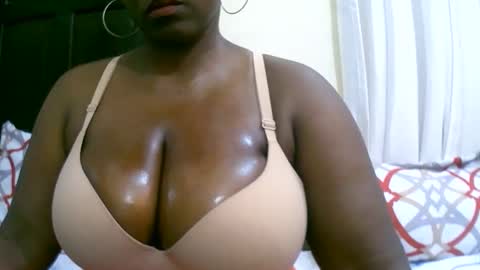 sexxi_ebony online show from 10-01-25, 07:53