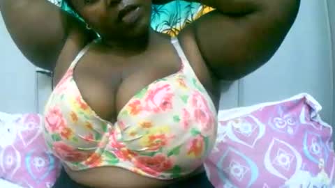 sexxi_ebony online show from 02-06-26, 06:44