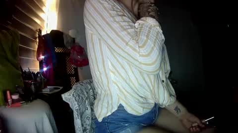 Leeah CloudZzz online show from 09-17-25, 08:21