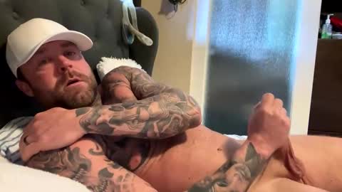 Snapshot of sexxxxycouple604 chatting on 03-15-26, 06:14 Big uncut hunk online show from 03-15-26, 06:14