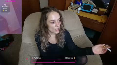 Snapshot of sexxxycrystali chatting on 06-30-26, 12:17 sexxxycrystali online show from 06-30-26, 12:17